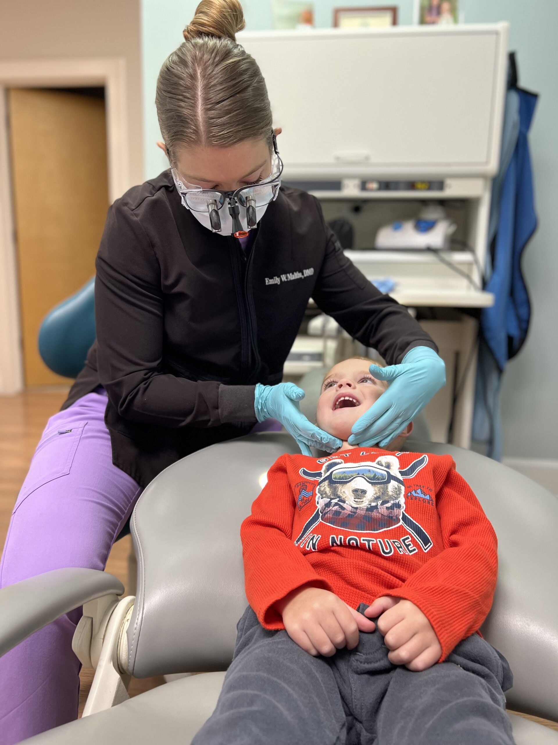 Dental Hygienist ManiDental Family Practice